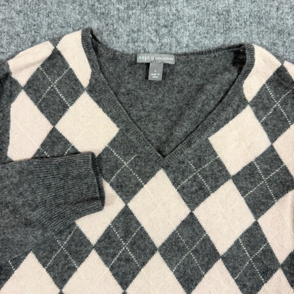 Apt 9 Argyle V-Neck Sweater Womens L Gray Pink 100% Cashmere EUC